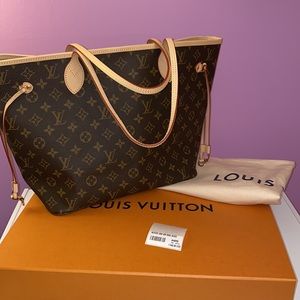 Louis Vuitton Neverfull MM Monogram Beige